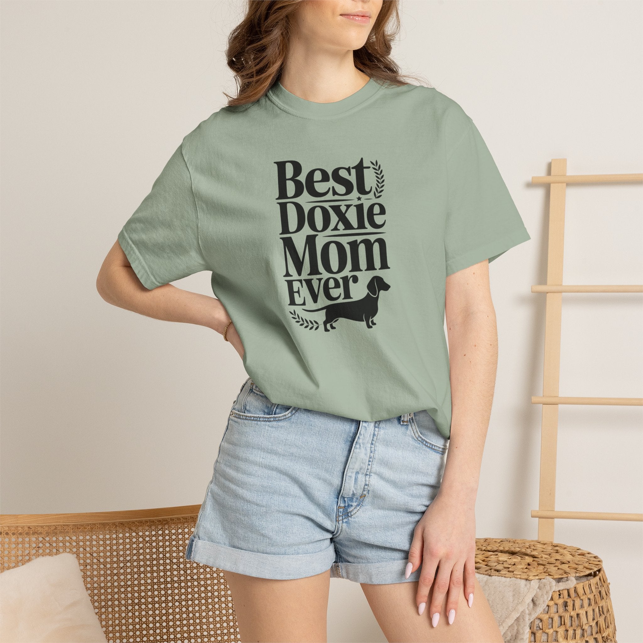 Best Mom - Doxie League Tee