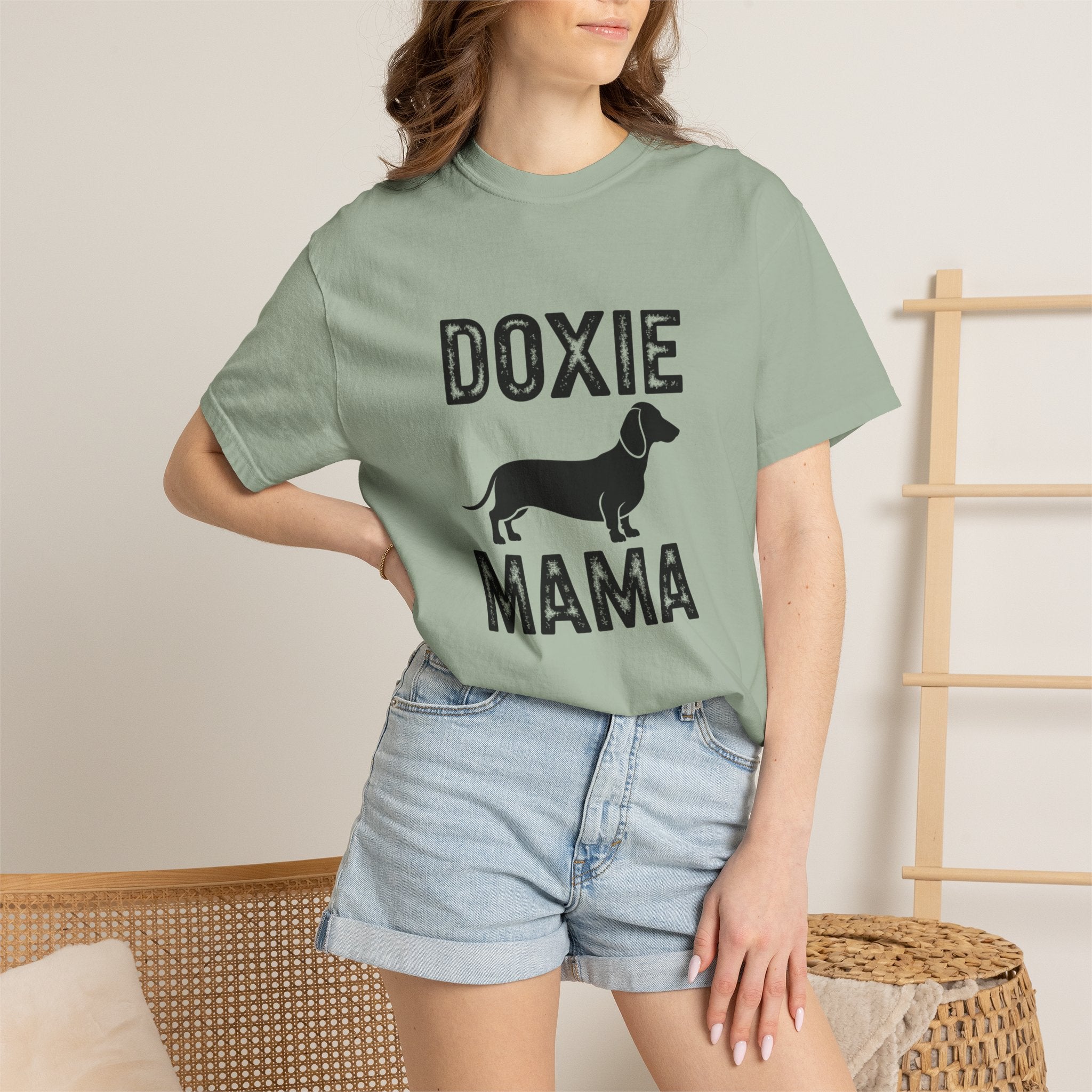 Doxie Mama - Doxie League Tee
